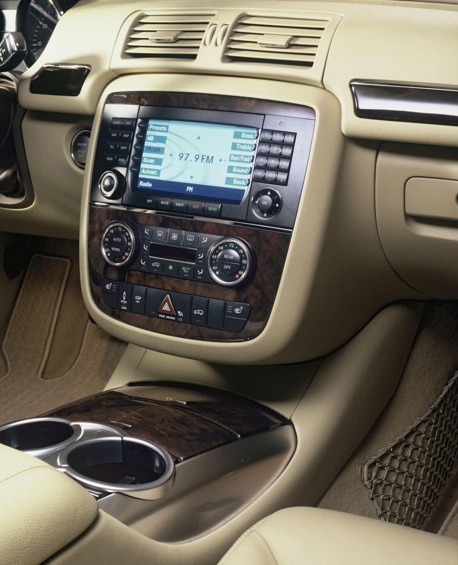  Mercedes-Benz R-Class 2006 года  (фото 267 из 331)